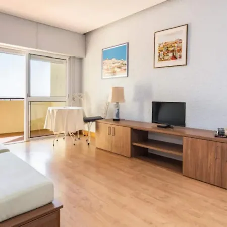 Wonderful In With Sea View Appartement